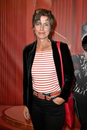 Julia Bremermann at the premiere of the play Carmen darf nicht platzen at the Komödie am Kurfürstendamm in the Ernst Reuter Saal Berlin, 31 10 2025 Foto:xM.xBehrensx xFuturexImagex carmen_prem_5023