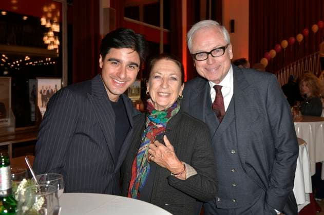 Atrin Madani, Daniela Ziegler and Hans Jürgen Schatz at the premiere of the play Carmen darf nicht platzen at the Komödie am Kurfürstendamm in the Ernst Reuter Saal Berlin, 31 10 2025 Foto:xM.xBehrensx xFuturexImagex carmen_prem_5036