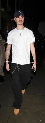Naomi Campbell Halloween party, London, UK, 31 October 2025. Romeo Beckham leaves 77 Marylebone which hosted Naomi Campbell s Halloween Event in London™s Mayfair, London, UK, 31 October 2025., Credit:Smart Pictures Avalon  Copyright: xSmartxPicturesx xAvalonx 1049522405