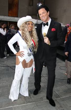 October 31 2025 Sheinelle Jones and Willie Geist on Today Show Halloween Celebration at Rockeffer Plaza in New York. October 31, 2025 Copyright: xRWx