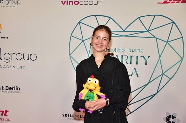 16 Laughing Hearts Charity Gala Malya, The Voice Kits 2024 arrival, red carpet for the 16 Laughing Hearts Charity Gala at the JM Marriott Hotel in Berlin on 01 11 2025 Photopress Mueller