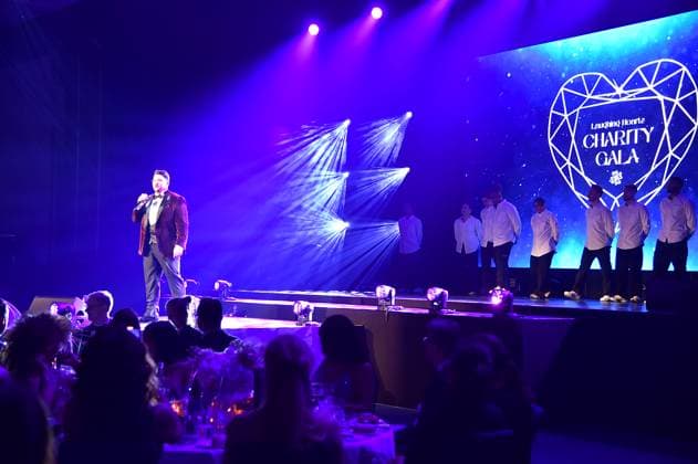 16 Laughing Hearts Charity Gala Rikcardo Marinello, live performance Arrival, red carpet at the 16 Laughing Hearts Charity Gala at the JM Marriott Hotel in Berlin on 01 11 2025 Photopress Mueller