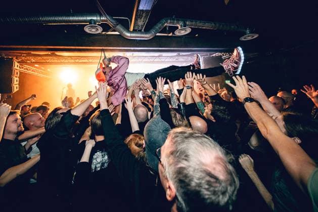 The Good The Bad and The Zugly live in Malmo, Sweden Malmo, Sweden. 31st, October 2025. The Norwegian punk band The Good The Bad and The Zugly performs a live concert at Plan B in Malmo. Here vocalist Ivar Nikolaisen is seen crowd surfing. Sweden, Malmö  Copyright: xGonzalesxPhoto JoexMillerx