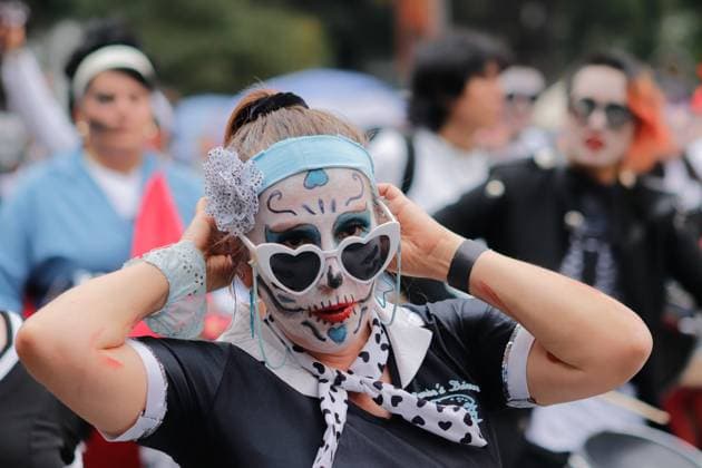 Annual Dia de Muertos Parade A woman taking part during the 2025 Dia de Muertos Parade at Paseo de la Reforma avenue on the Day of the Dead celebration. 1.5 million people attended the annual Dia de Muertos Parade. on November 1, 2025 in Mexico City, Mexico. (Photo by Carlos Santiago Eyepix Group) Copyright: xCarlosxSantiagox xEyepixxGroupx CS_01112025_124862