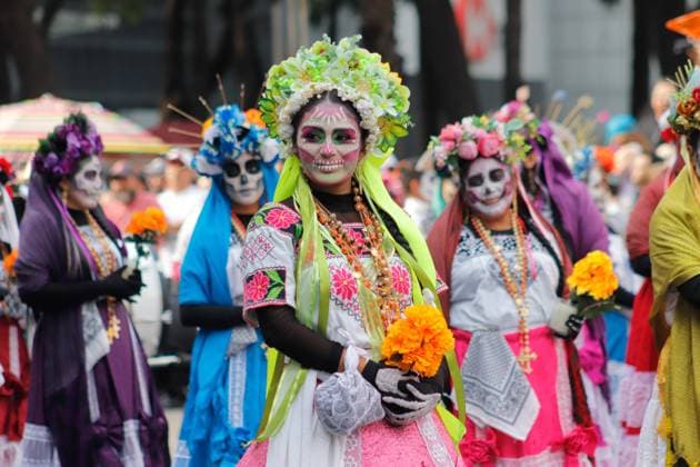 Annual Dia de Muertos Parade Persons taking part during the 2025 Dia de Muertos Parade at Paseo de la Reforma avenue on the Day of the Dead celebration. 1.5 million people attended the annual Dia de Muertos Parade. on November 1, 2025 in Mexico City, Mexico. (Photo by Carlos Santiago Eyepix Group) Copyright: xCarlosxSantiagox xEyepixxGroupx CS_01112025_124864