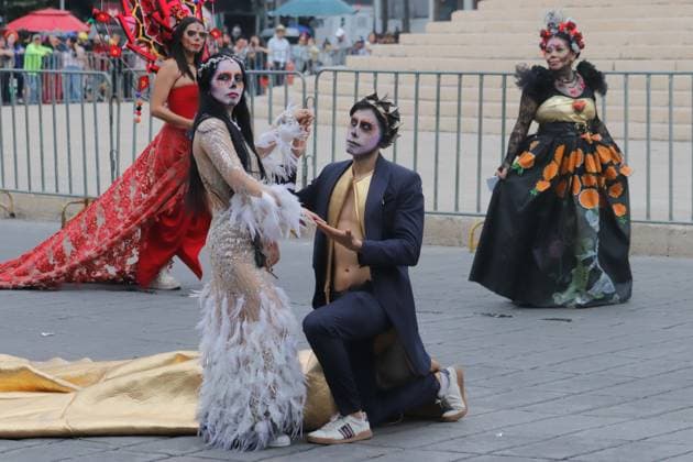 Annual Dia de Muertos Parade Persons taking part during the 2025 Dia de Muertos Parade at Paseo de la Reforma avenue on the Day of the Dead celebration. 1.5 million people attended the annual Dia de Muertos Parade. on November 1, 2025 in Mexico City, Mexico. (Photo by Carlos Santiago Eyepix Group) Copyright: xCarlosxSantiagox xEyepixxGroupx CS_01112025_124888