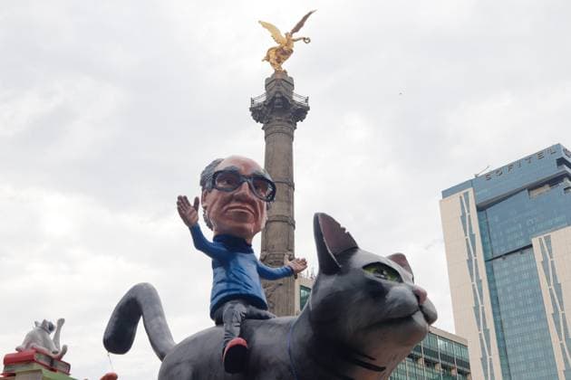 Annual Dia de Muertos Parade Persons taking part during the 2025 Dia de Muertos Parade at Paseo de la Reforma avenue on the Day of the Dead celebration. 1.5 million people attended the annual Dia de Muertos Parade. on November 1, 2025 in Mexico City, Mexico. (Photo by Carlos Santiago Eyepix Group) Copyright: xCarlosxSantiagox xEyepixxGroupx CS_01112025_124889