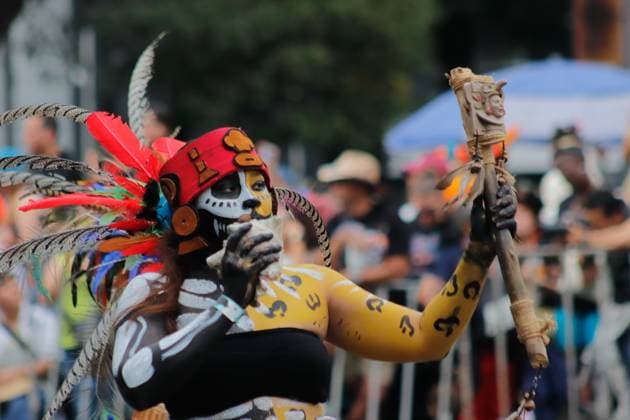 Annual Dia de Muertos Parade A woman taking part during the 2025 Dia de Muertos Parade at Paseo de la Reforma avenue on the Day of the Dead celebration. 1.5 million people attended the annual Dia de Muertos Parade. on November 1, 2025 in Mexico City, Mexico. (Photo by Carlos Santiago Eyepix Group) Copyright: xCarlosxSantiagox xEyepixxGroupx CS_01112025_124871