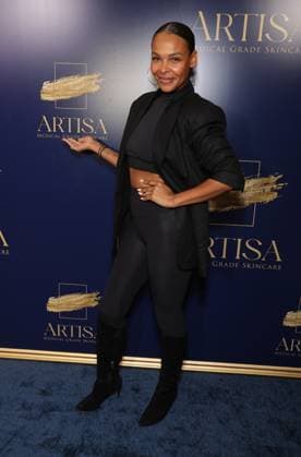 11 November 2025 - Los Angeles, California - Samantha Mumba. ARTISA Medical Grade Skincare Launch Party held at The Grotto. Los Angeles USA - ZUMAa123 20251101_zaa_a123_012 Copyright: xADx