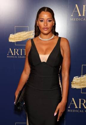 11 November 2025 - Los Angeles, California - Claudia Jordan. ARTISA Medical Grade Skincare Launch Party held at The Grotto. Los Angeles USA - ZUMAa123 20251101_zaa_a123_045 Copyright: xADx