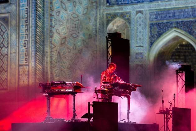 Jean-Michel Jarre At Concert on Registan Square - Samarkand Jean-Michel Jarre performs on the famous Registan Square, as Samarkand hosts the 43rd UNESCO General Conference, a historic gathering of all member states outside Paris for the first time in 40 years, in Samarkand, Uzbekistan, on November 1st, 2025. Photo by Ammar Abd Rabbo ABACAPRESS.COM Samarkand Uzbekistan  Copyright: xAbdxRabboxAmmar ABACAx