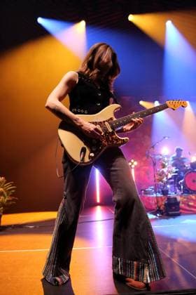 Rebecca Lovell from the band Larkin Poe at a concert at the Tempodrom in Berlin, November 1, 2025 Larkin Poe concert Berlin