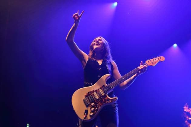 Rebecca Lovell from the band Larkin Poe at a concert at the Tempodrom in Berlin, November 1, 2025 Larkin Poe concert Berlin