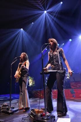Rebecca Lovell and Megan Lovell, from left, from the band Larkin Poe at a concert at the Tempodrom in Berlin, November 1, 2025 Larkin Poe concert Berlin