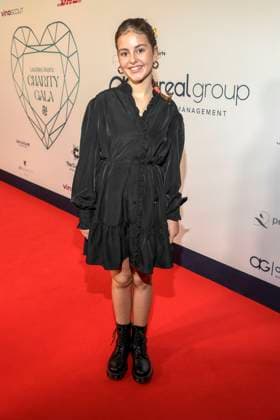 abb Laughing Malya from the Voice Kids as a guest at the 14 Laughing Hearts Charity Gala 2025, at the JW Marriott Hotel Berlin on 01 11 2025 in Berlin Berlin Germany