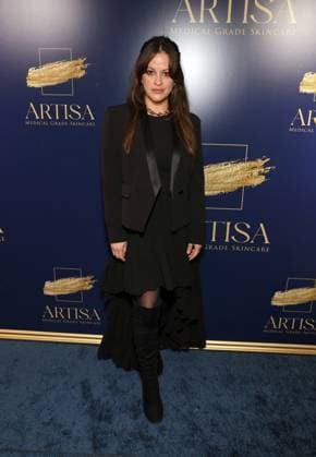 ARTISA Medical Grade Skincare Launch party at the Grotto in Dtla Featuring: Clementine Heath Where: Los Angeles, California, United States When: 02 Nov 2025 Credit: Faye s Vision Cover Images EDITORIAL USE ONLY. NOT FOR USE BY NEWSPAPERS BASED IN THE UK. Copyright: xx coverimg55234983