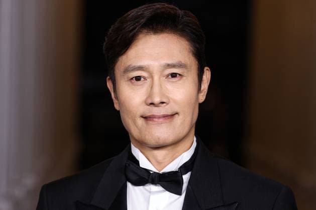14th Annual LACMA Art + Film Gala 2025 Lee Byung-hun arrives at the 14th Annual LACMA (Los Angeles County Museum of Art) Art + Film Gala 2025 presented by Gucci held at the Los Angeles County Museum of Art in Museum Row, Miracle Mile, Los Angeles, California, United States. Los Angeles County Museum of Art, Museum Row, Miracle Mile, Los Angeles, California, USA California United States  Copyright: xImagexPressxAgencyx originalFilename: collin-14thannu251102_npEzL.jpg