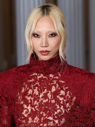 14th Annual LACMA Art + Film Gala 2025 Soo Joo Park arrives at the 14th Annual LACMA (Los Angeles County Museum of Art) Art + Film Gala 2025 presented by Gucci held at the Los Angeles County Museum of Art in Museum Row, Miracle Mile, Los Angeles, California, United States. Los Angeles County Museum of Art, Museum Row, Miracle Mile, Los Angeles, California, USA California United States  Copyright: xImagexPressxAgencyx originalFilename: collin-14thannu251102_npvf5.jpg