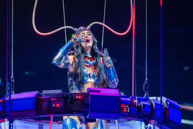 Entertainment Bilder des Tages Music Concert - Katy Perry - The Life Times Tour 2025 Katy Perry performs live on stage during Katy Perry - The Life Times Tour 2025, Music Concert in Casalecchio di Reno Bologna, Italy, November 02 2025 Casalecchio di Reno Bologna Unipol Arena Italy Copyright: xAlessioxMarinix xLiveMediax LPM_2119521