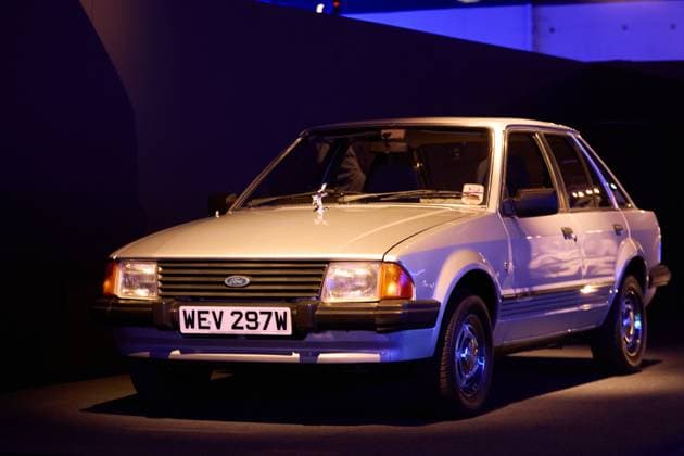 Icons on Wheels Expo in Buenos Aires BUENOS AIRES, ARGENTINA – NOVEMBER 2, 2025: The Princess Diana’s Ford Escort is part of the iconic car exhibit Expo Icons on wheels a vintage and celebrity-owned cars takes part in Buenos Aires, Argentina, on November 2, 2025. The exhibition showcases 15 rare vehicles once owned by original icons from cinema, fashion, music, and culture, each displayed alongside the original clothing of its famous owner. Highlights include the DeLorean from Back to the Future, Marilyn Monroe’s luxury car, Princess Diana’s Ford Escort, and Diego Maradona’s black Ferrari. The event combines art, history, and nostalgia, offering a glimpse into the lifestyles of cultural legends through their most emblematic automobiles. Copyright: x2025xAnadoluxLucianoxGonzalezx