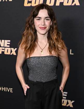 November 2, 2025, Beverly Hills, California, USA: American actress KIERNAN SHIPKA attends Stone Cold Fox Los Angeles Red Carpet Premiere. Beverly Hills USA - ZUMAb173 20251102_aap_b173_009 Copyright: xBillyxBennightx