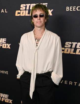 November 2, 2025, Beverly Hills, California, USA: Amwrican actor and director SPENSER GRANESE attends Stone Cold Fox Los Angeles Red Carpet Premiere. Beverly Hills USA - ZUMAb173 20251102_aap_b173_044 Copyright: xBillyxBennightx