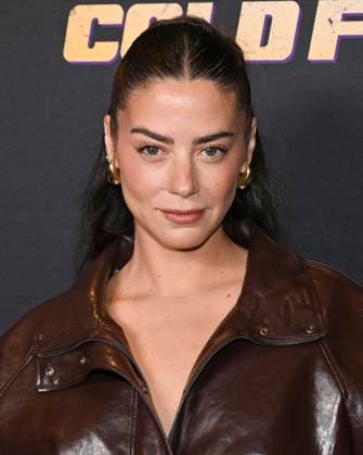 November 2, 2025, Beverly Hills, California, USA: Chilean actress and model LORENZA IZZO attends Stone Cold Fox Los Angeles Red Carpet Premiere. Beverly Hills USA - ZUMAb173 20251102_aap_b173_057 Copyright: xBillyxBennightx