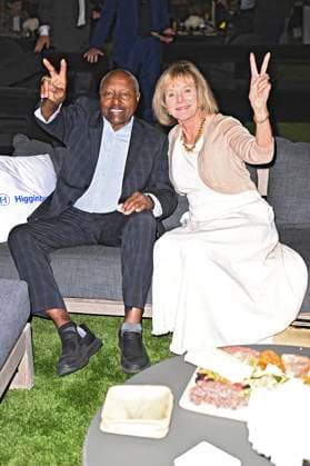 Don Buford with companion at the VIP Par Tee at the 6 Rod Dedeaux Foundation Charity Event at the Riviera Country Club Los Angeles, 02 11 2025 Foto:xD.xStarbuckx xFuturexImagex dedeaux_5126