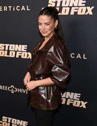 November 2, 2025, Beverly Hills, California, USA: Chilean actress and model LORENZA IZZO attends Stone Cold Fox Los Angeles Red Carpet Premiere. Beverly Hills USA - ZUMAb173 20251102_aap_b173_077 Copyright: xBillyxBennightx