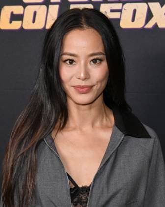 November 2, 2025, Beverly Hills, California, USA: American actress and former reality TV star JAMIE CHUNG attends Stone Cold Fox Los Angeles Red Carpet Premiere. Beverly Hills USA - ZUMAb173 20251102_aap_b173_087 Copyright: xBillyxBennightx