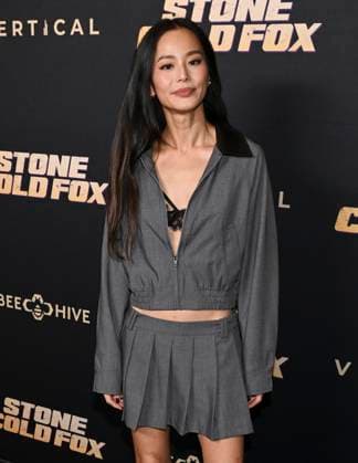 November 2, 2025, Beverly Hills, California, USA: American actress and former reality TV star JAMIE CHUNG attends Stone Cold Fox Los Angeles Red Carpet Premiere. Beverly Hills USA - ZUMAb173 20251102_aap_b173_134 Copyright: xBillyxBennightx