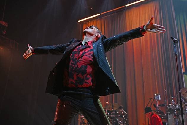 Marti Pellow performing at O2 Arena in London LONDON, ENGLAND - NOVEMBER 02: Marti Pellow performing at O2 Arena, Greenwich as part of ˜Love Is All Around™ 30th Anniversary Tour on November 02, 2025 in London, England. CAP MAR MAR Great Britain Copyright: xMartinxHarris CapitalxPicturesx