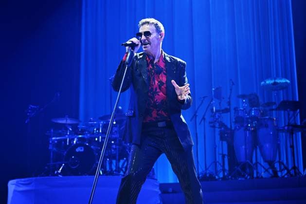 Marti Pellow performing at O2 Arena in London LONDON, ENGLAND - NOVEMBER 02: Marti Pellow performing at O2 Arena, Greenwich as part of ˜Love Is All Around™ 30th Anniversary Tour on November 02, 2025 in London, England. CAP MAR MAR Great Britain Copyright: xMartinxHarris CapitalxPicturesx