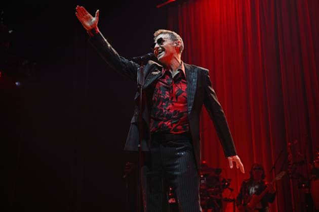 Marti Pellow performing at O2 Arena in London LONDON, ENGLAND - NOVEMBER 02: Marti Pellow performing at O2 Arena, Greenwich as part of ˜Love Is All Around™ 30th Anniversary Tour on November 02, 2025 in London, England. CAP MAR MAR Great Britain Copyright: xMartinxHarris CapitalxPicturesx
