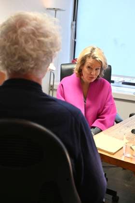 Queen Mathilde Visits Centre De Prevention Du Suicide BRUSSELS, BELGIUM - NOVEMBER 3 :Queen Mathilde visits the Centre de Prévention du Suicide in Brussels, an organisation dedicated to multifaceted suicide prevention through accessible and low-threshold telecare. The organisation offers support to people with suicidal thoughts or behaviour, and to their loved ones. .on November 03, 2025 in Brussels, Belgium, 03 11 2025 Brussels Belgium  Copyright: xBertxVanxDenxBrouckex