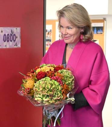 Queen Mathilde Visits Centre De Prevention Du Suicide BRUSSELS, BELGIUM - NOVEMBER 3 :Queen Mathilde visits the Centre de Prévention du Suicide in Brussels, an organisation dedicated to multifaceted suicide prevention through accessible and low-threshold telecare. The organisation offers support to people with suicidal thoughts or behaviour, and to their loved ones. .on November 03, 2025 in Brussels, Belgium, 03 11 2025 Brussels Belgium  Copyright: xBertxVanxDenxBrouckex