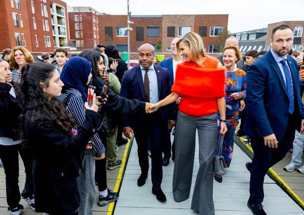 03-11-2025 Haarlem Queen Maxima, honorary chair of the MIND Us Foundation visited Leading Locals at the Haarlem College in Haarlem. Â  Copyright: xPPEx