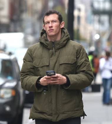 Monica Barbaro and Callum Turner filming a scene for their new movie ˜One Night Only in Soho Featuring: Callum Turner Where: New York City, New York, United States When: 03 Nov 2025 Credit: Rob Davis INSTARimages EDITORIAL USE ONLY. NOT FOR USE BY NEWSPAPERS BASED IN THE UK. Copyright: xx instar55239499