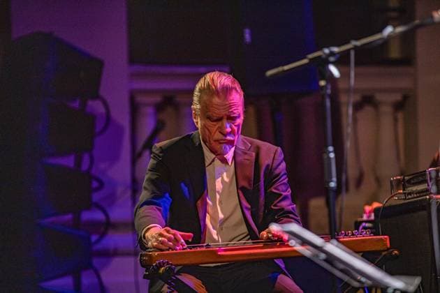 Swans live at Teatro Nuovo in Ferrara - 03 Nov 2025 Swans guitarist Christoph Hahn performs live at the Teatro Nuovo. The Swans concert is coming up this fall for Ferrara Sotto le Stelle. Ferrara Italy Copyright: xCarloxVerganix xSOPAxImagesx IMG_1000