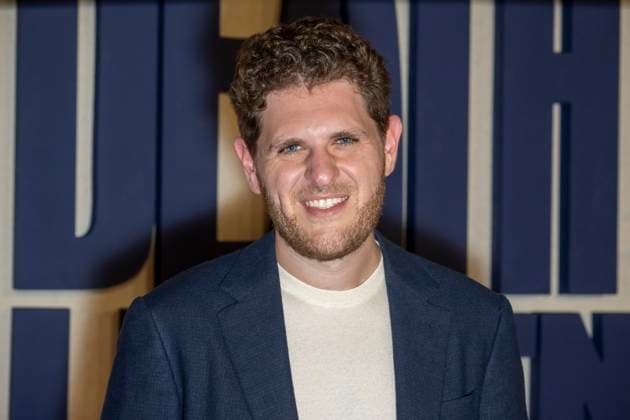 Netflix s Death by Lightning Limited Series Premiere, New York, USA - 03 Nov 2025 Mike Makowsky attends Netflix s Death By Lightning New York Premiere at The Plaza Hotel New York United States Copyright: xRonxAdarx xSOPAxImagesx _radar_deathbylightning_20251103_01309