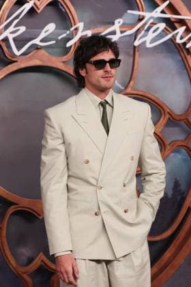 November 4, 2025, Mexico City, Ciudad de Mexico, Mexico: Actor Jacob Elordi attends the red carpet for the film Frankenstein at Colegio de San Ildefonso. on November 3, 2025 in Mexico City, Mexico. Mexico City Mexico - ZUMAe321 20251104_zea_e321_031 Copyright: xAlbertoxGuillenx