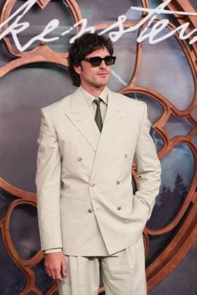 November 4, 2025, Mexico City, Ciudad de Mexico, Mexico: Actor Jacob Elordi attends the red carpet for the film Frankenstein at Colegio de San Ildefonso. on November 3, 2025 in Mexico City, Mexico. Mexico City Mexico - ZUMAe321 20251104_zea_e321_034 Copyright: xAlbertoxGuillenx