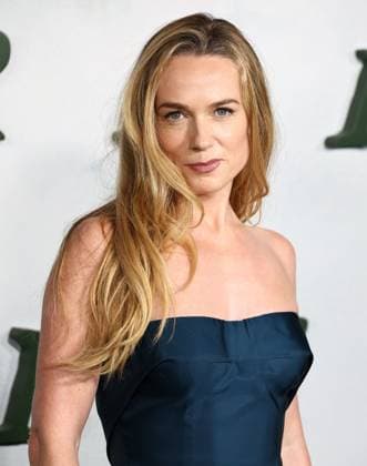 Premiere Of Netflix s Train Dreams Irish actress Kerry Condon arrives at the Premiere Of Netflix s Train Dreams held at The Egyptian Theatre Hollywood in Hollywood, Los Angeles, California, United States. The Egyptian Theatre Hollywood, Hollywood, Los Angeles, California, USA California United States  Copyright: xImagexPressxAgencyx originalFilename: collin-premiere251104_np2JB.jpg
