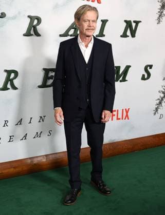 Premiere Of Netflix s Train Dreams American actor and director William H. Macy arrives at the Premiere Of Netflix s Train Dreams held at The Egyptian Theatre Hollywood in Hollywood, Los Angeles, California, United States. The Egyptian Theatre Hollywood, Hollywood, Los Angeles, California, USA California United States  Copyright: xImagexPressxAgencyx originalFilename: collin-premiere251104_npDTb.jpg