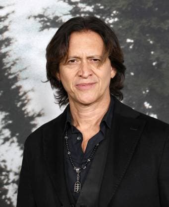 Premiere Of Netflix s Train Dreams American film and television actor Clifton Collins Jr. arrives at the Premiere Of Netflix s Train Dreams held at The Egyptian Theatre Hollywood in Hollywood, Los Angeles, California, United States. The Egyptian Theatre Hollywood, Hollywood, Los Angeles, California, USA California United States  Copyright: xImagexPressxAgencyx originalFilename: collin-premiere251104_npvYQ.jpg