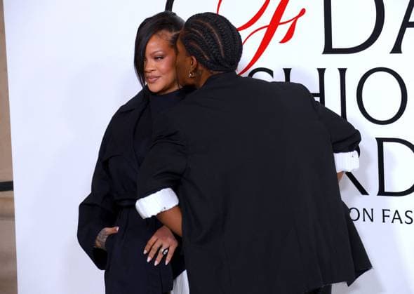 Rihanna at the 2025 CFDA Awards - NYC Rihanna and Asap Rocky attend the 2025 CFDA Awards in New York on November 3, 2025. Photo by Charles Guerin ABACAPRESS.COM New York City NY United States  Copyright: xGuerinxCharles ABACAx