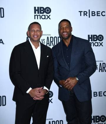November 3, 2025, New York, Ny, United States: Alex Rodriguez and Michael Strahan attend the New York Premiere Screening of Alex vs ARod . Held at the DGA Theater in New York. November 3, 2025. New York United States - ZUMAp281 20251103_zea_p281_040 Copyright: xPhotoxImagexPressx