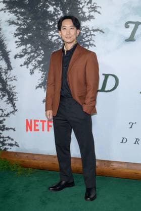 Train Dreams Premiere - Los Angeles, USA LOS ANGELES, USA. November 03, 2025: Alfred Hsing at the premiere for Train Dreams at Egyptian Theatre Los Angeles CA USA  Copyright: xPaulxSmith Featureflashx