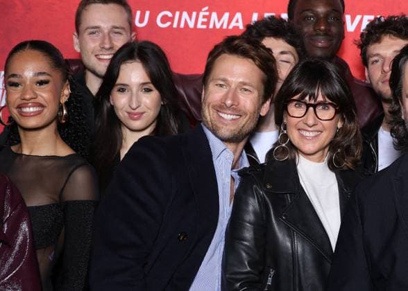 Alexia Laroche Joubert, Glen Powell et les élèves de la Star Academy 2025 G D Ambre, Léane lors de la première de Running Man au cinéma UGC Ciné Cité Bercy à Paris le 3 novembre 2025 Denis Guignebourg Bestimage Premiere of Running Man at the UGC Ciné Cité Bercy cinema in Paris on 3 November 2025 Paris France  Copyright: xDenisxGuignebourgx xBestimagexDenisxGuignebourgx xBestimagex