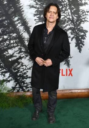 Premiere Of Netflix s Train Dreams HOLLYWOOD, LOS ANGELES, CALIFORNIA, USA - NOVEMBER 03: American film and television actor Clifton Collins Jr. arrives at the Premiere Of Netflix s Train Dreams held at The Egyptian Theatre Hollywood on November 3, 2025 in Hollywood, Los Angeles, California, United States., Credit:Juan Pablo Rico Avalon United States, California, Hollywood, The Egyptian Theatre Hollywood Copyright: xJuanxPabloxRicox xAvalonx 1050185054